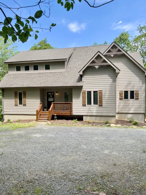 The Bear's Den at Wintergreen-6 Bedroom