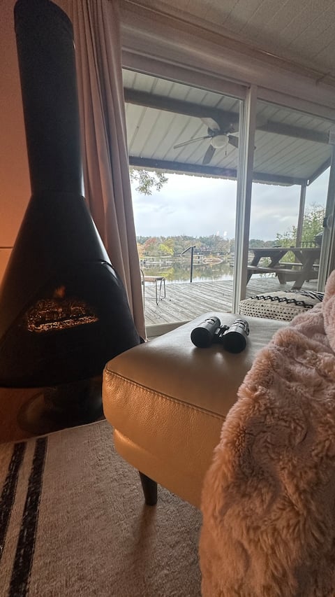 Top Airbnb: LBJ lakefrnt stuns. Natural, peaceful getaway in Buchanan Dam