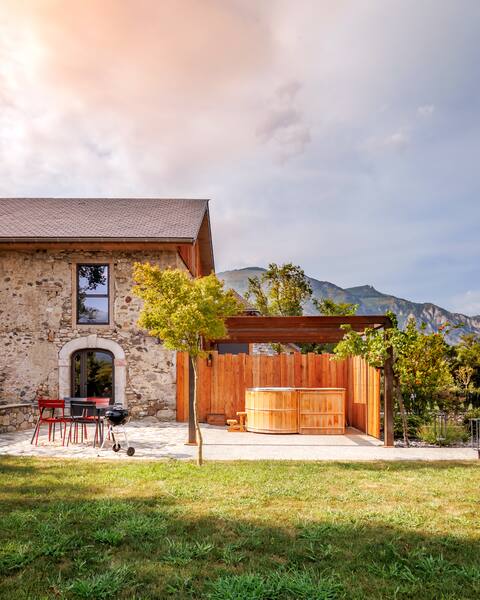 Pyrenees Prestige - Le Moulin gîte & Nordic bath