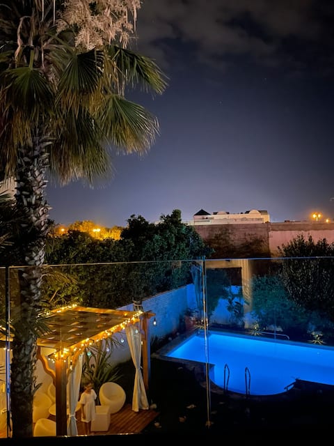 Beautiful villa not overlooked