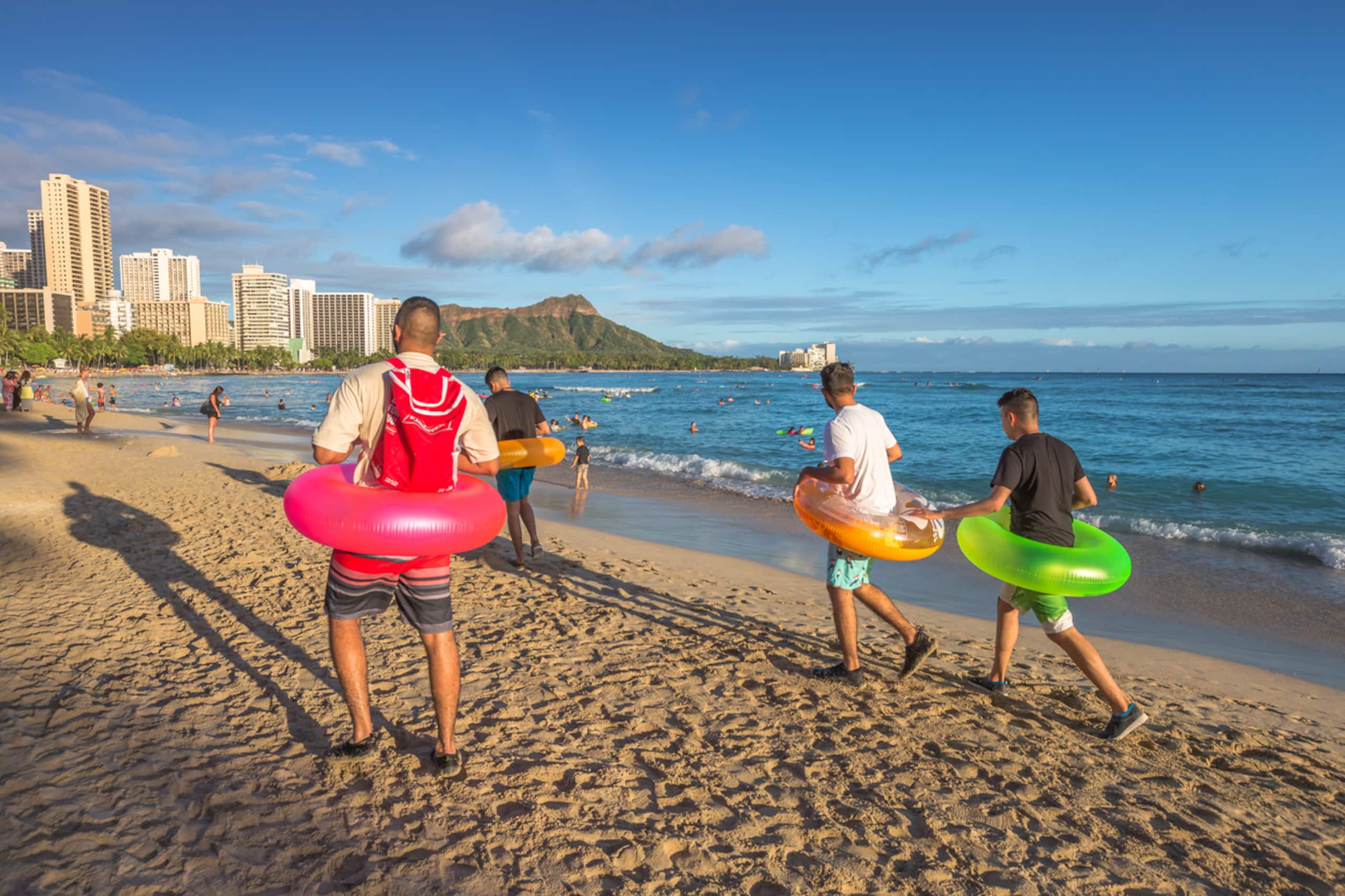Condo in Honolulu · ★4.73 · 1 bedroom · 2 beds · 1 private bath - Image 24