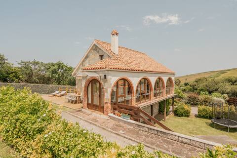 La Casona de Costa Quebrada (8 people)
