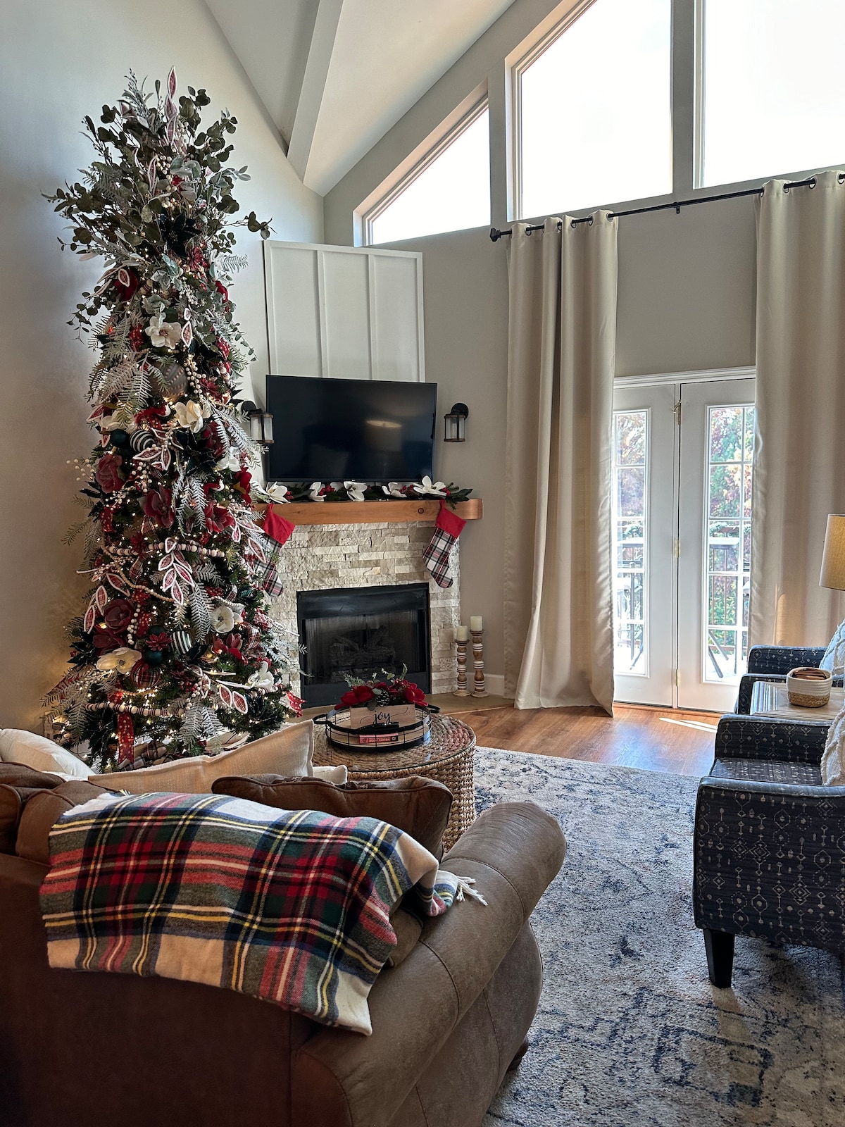 Successful Airbnb property: Apple river penthouse-Pigeon Forge in Sevierville