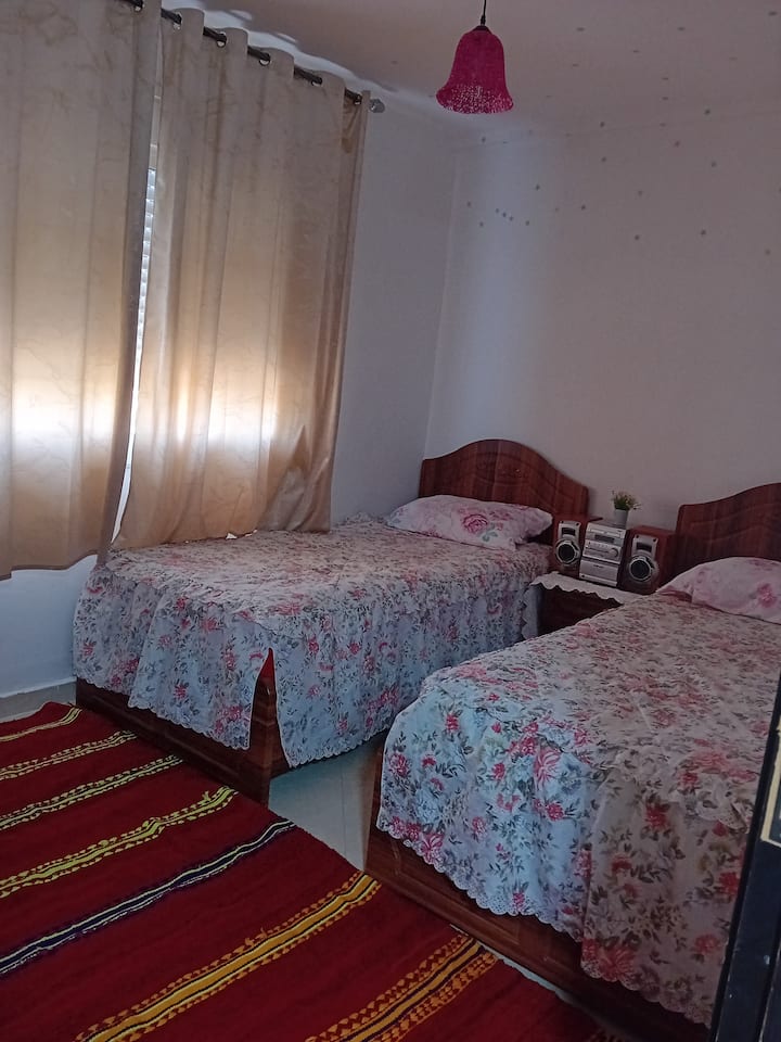 საძინებელი 1