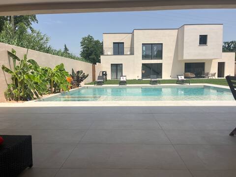 Beautiful villa, Vedène near Avignon
