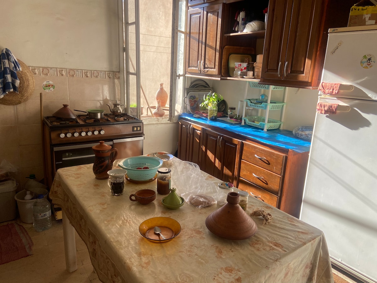 Rental unit in Casablanca  43  1 bedroom  2 beds  1 shared bathroom - image 4