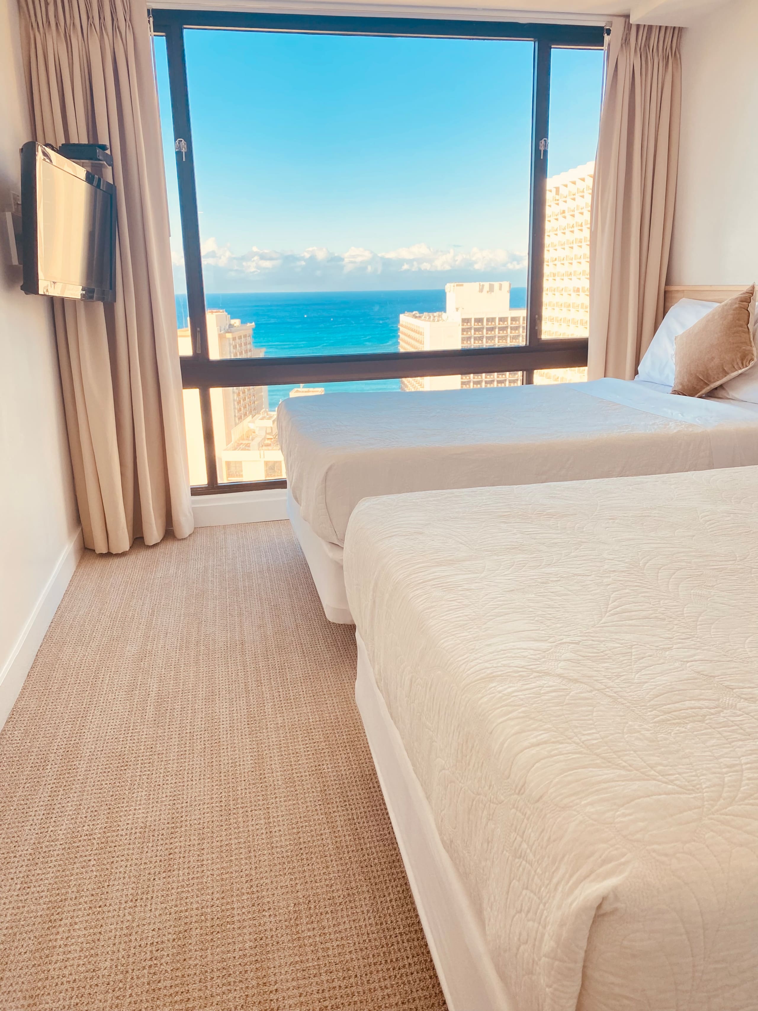 Waikiki sunset hotel 31FL Ocean View free Parking - Image 44