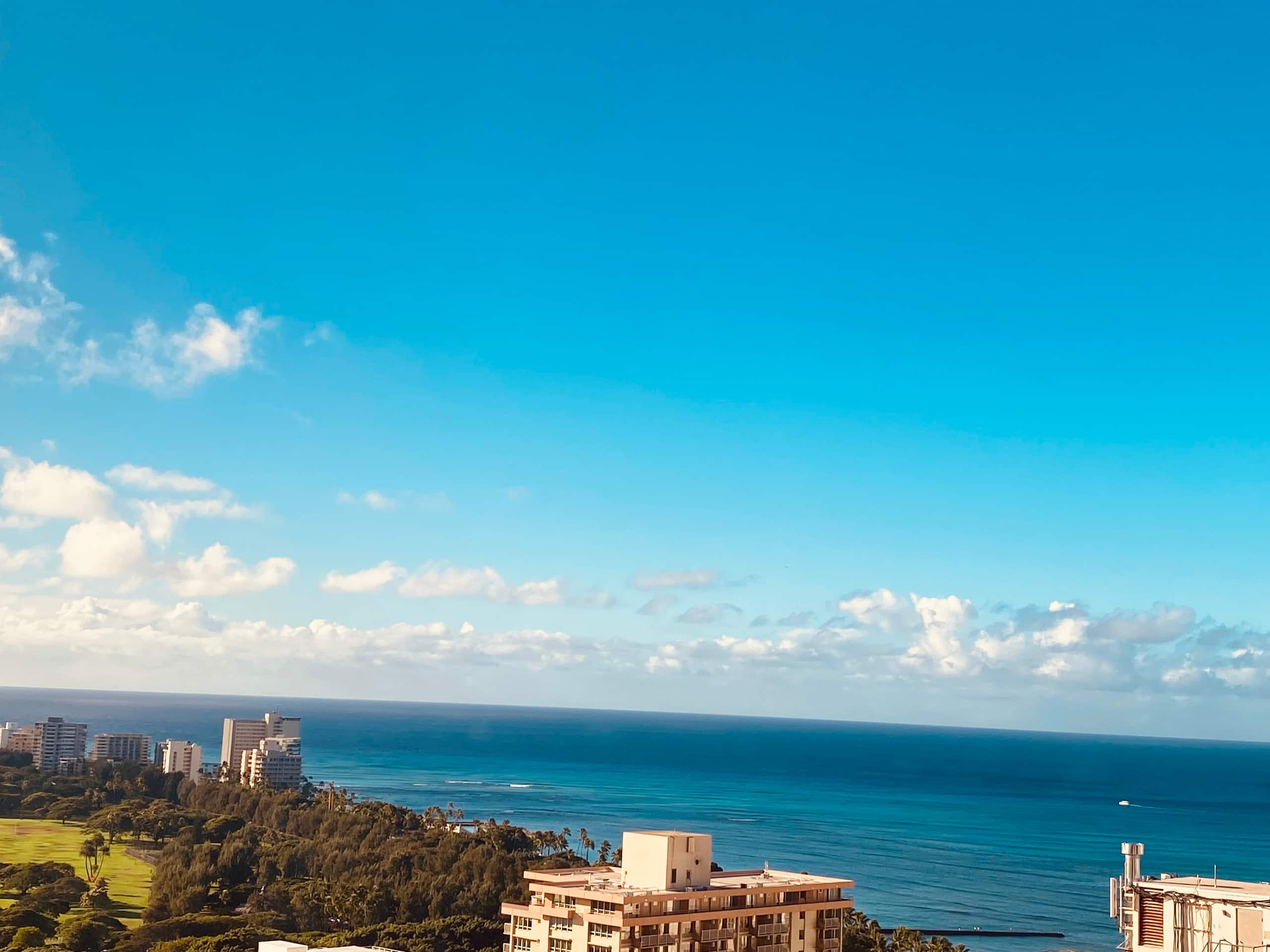 Waikiki sunset hotel 31FL Ocean View free Parking - Image 40