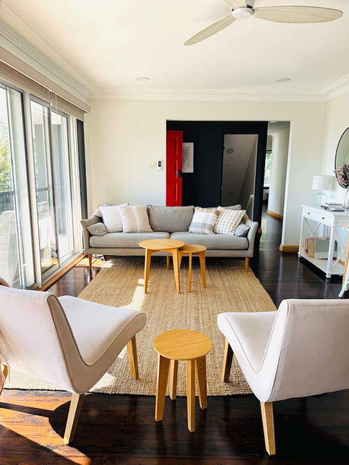 Misty Pines 8 - A Relaxing Country Escape - Bowral