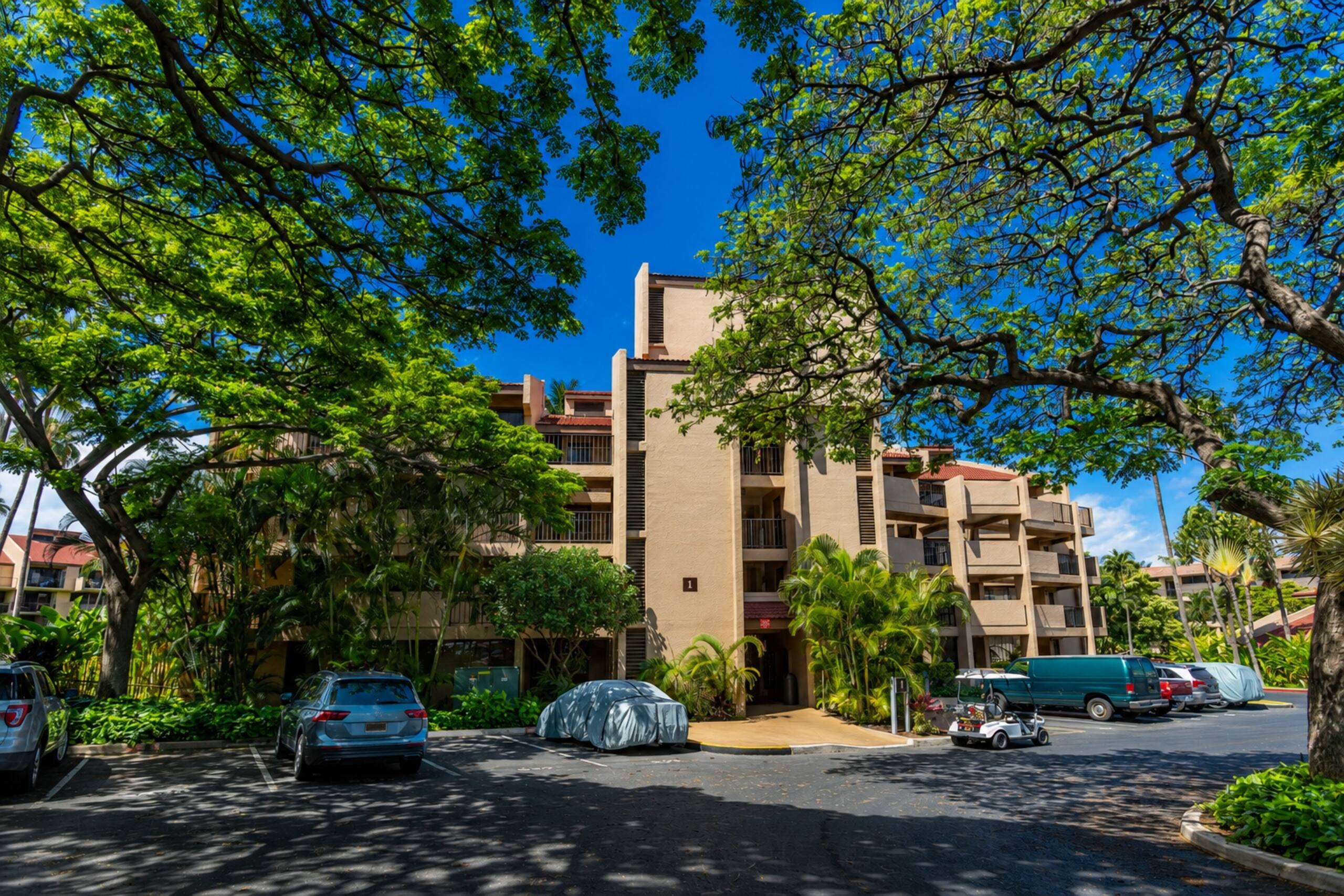 Condo in Kihei · ★4.75 · 1 bedroom · 2 beds · 2 private baths - Image 32