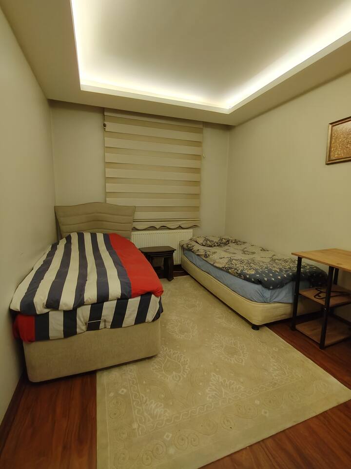 غرفة النوم 2