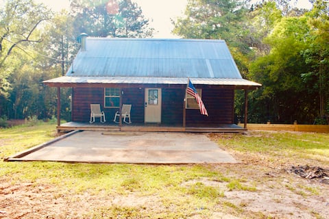 Nature Lover’s Hideaway – Cabin by Rayburn