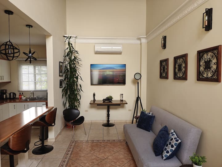 Lomas Guijarro 2bd Apt+patio-close To Galeano Café - Tegucigalpa