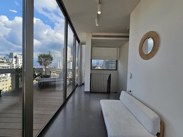 Outstanding Penthouse Triplex In Saifi (24/7 Elec) - Beyrouth