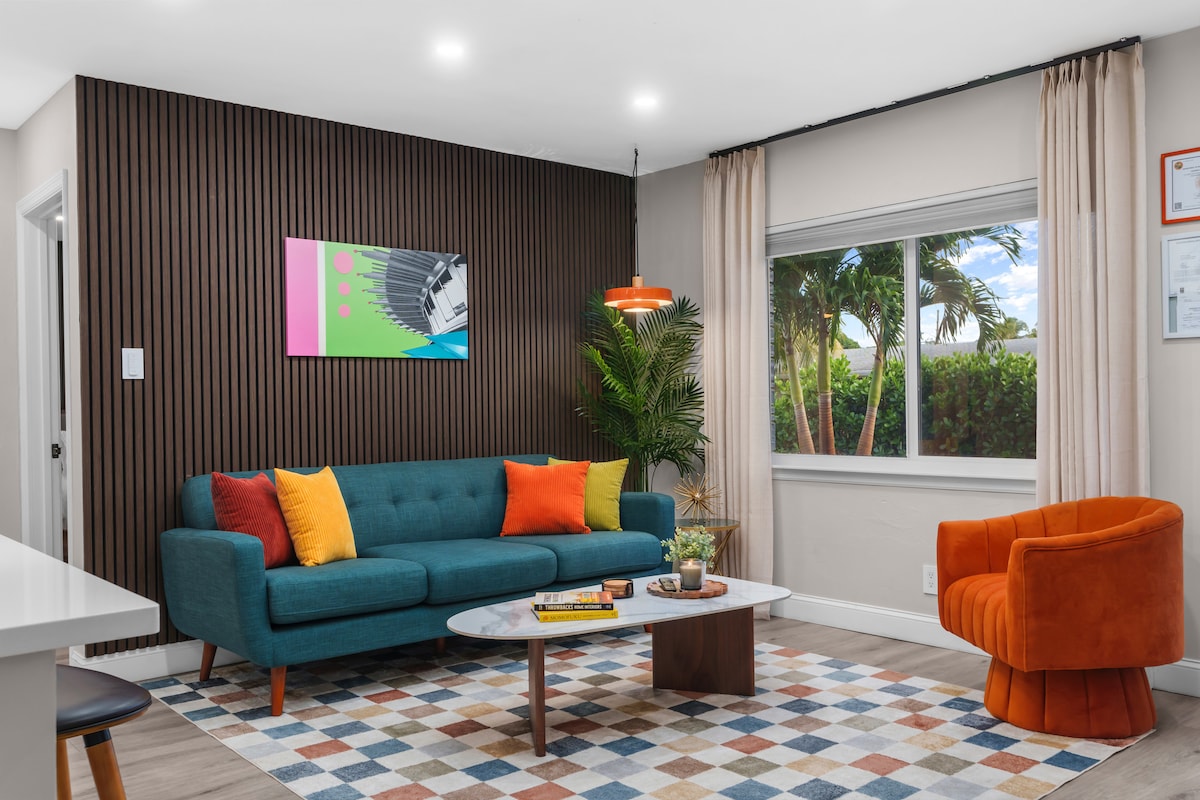 Top Airbnb: Swim, Dine & Relax. Your private paradise awaits in Fort Lauderdale