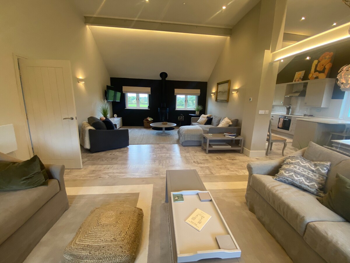 Annuncio Airbnb popolare: Beautiful open plan accommodation
to 1st floor. a Cheshire East