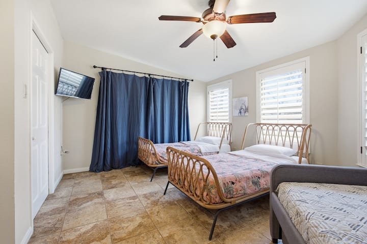 Bedroom 5