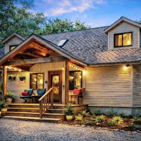 @Unique 7-Sided Retreat • Sauna •WineTours