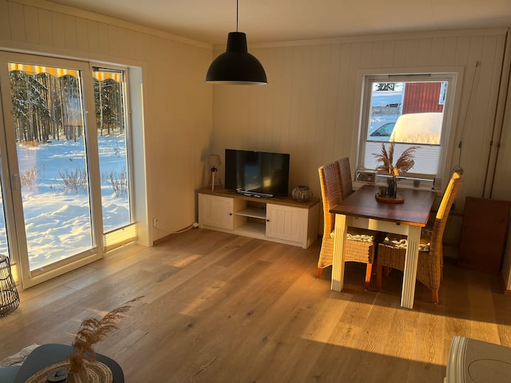 Modernes Schwedenhaus Für Die Ganze Familie - Suecia