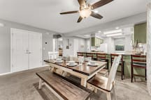 2 Luxe Condos • Sleeps 16 • Pools•Heart of Branson