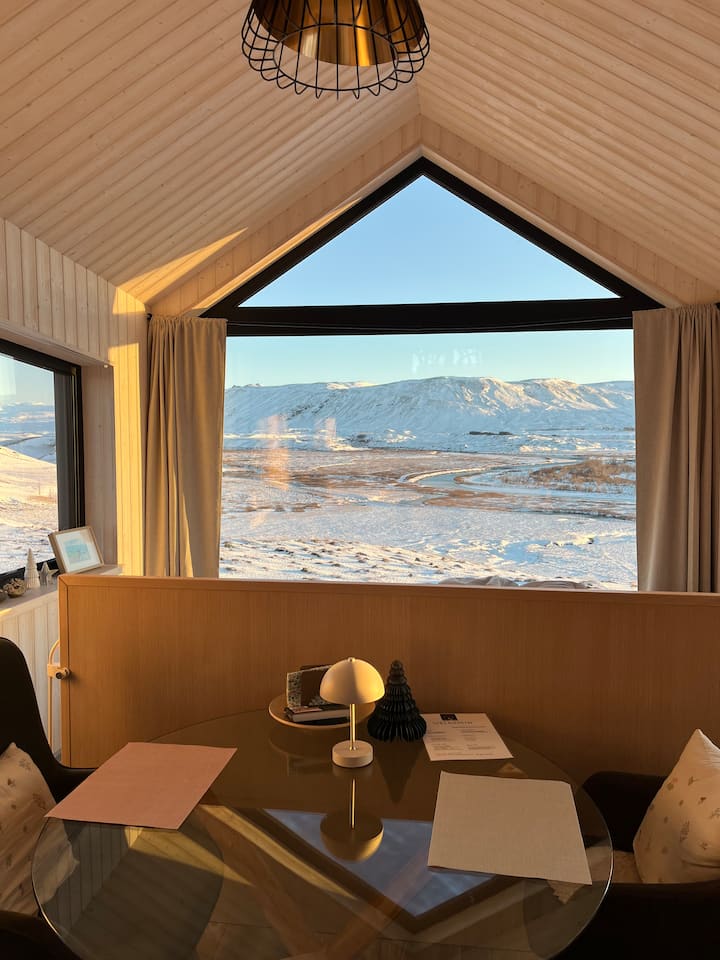 63° North Cottage - Iceland