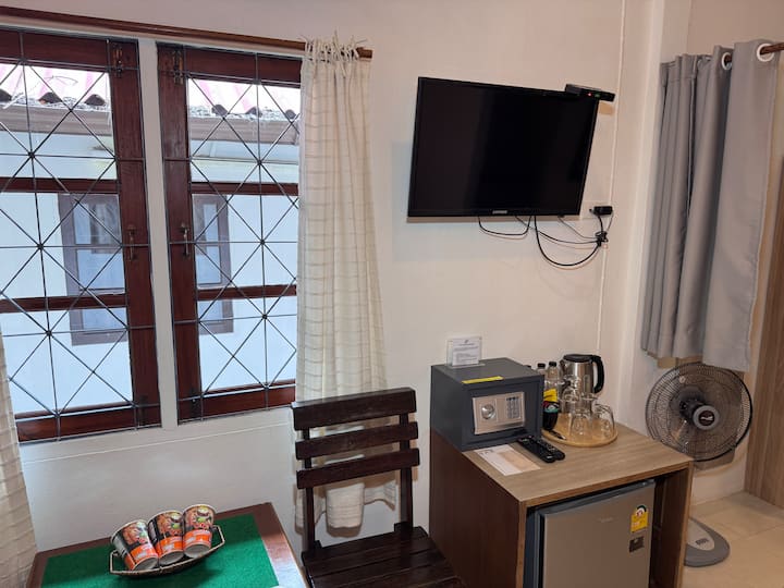 Bungalow With Two Large Beds, Patio, Shower And Tv - Krabi