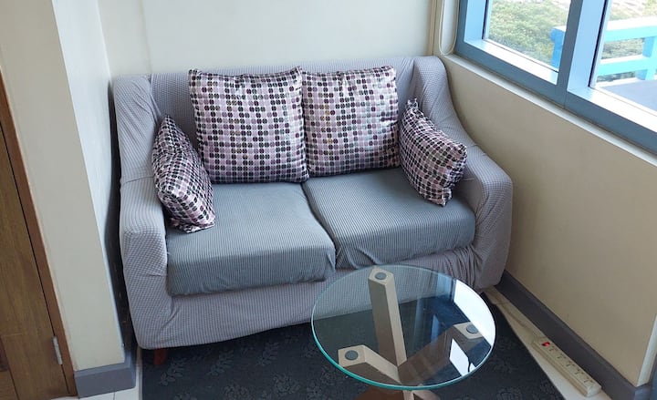 Stylish Loft Close To Greenbelt - Makati City