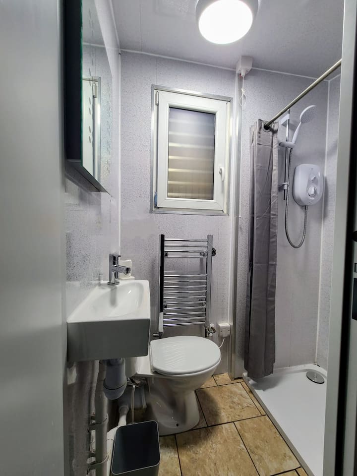 Shepherd Hut/cabin Walking Distance Of City Centre - Hereford