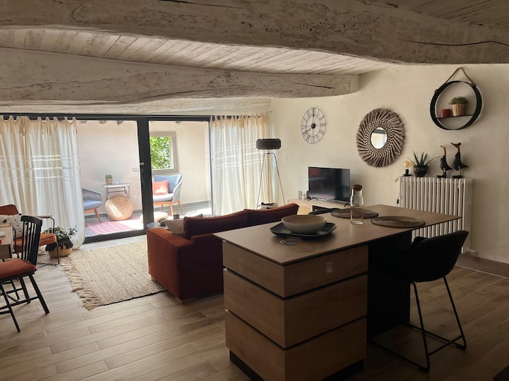 Lou Venisso: Appart De Charme, ♥️ De Ville - L'Isle-sur-la-Sorgue