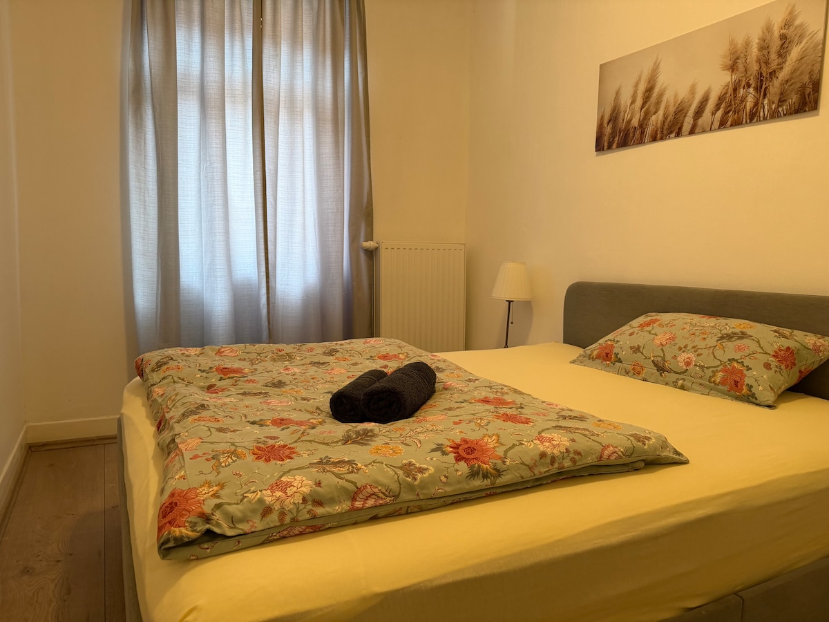 Central 3 bedroom apartment in the east with excellent transport links