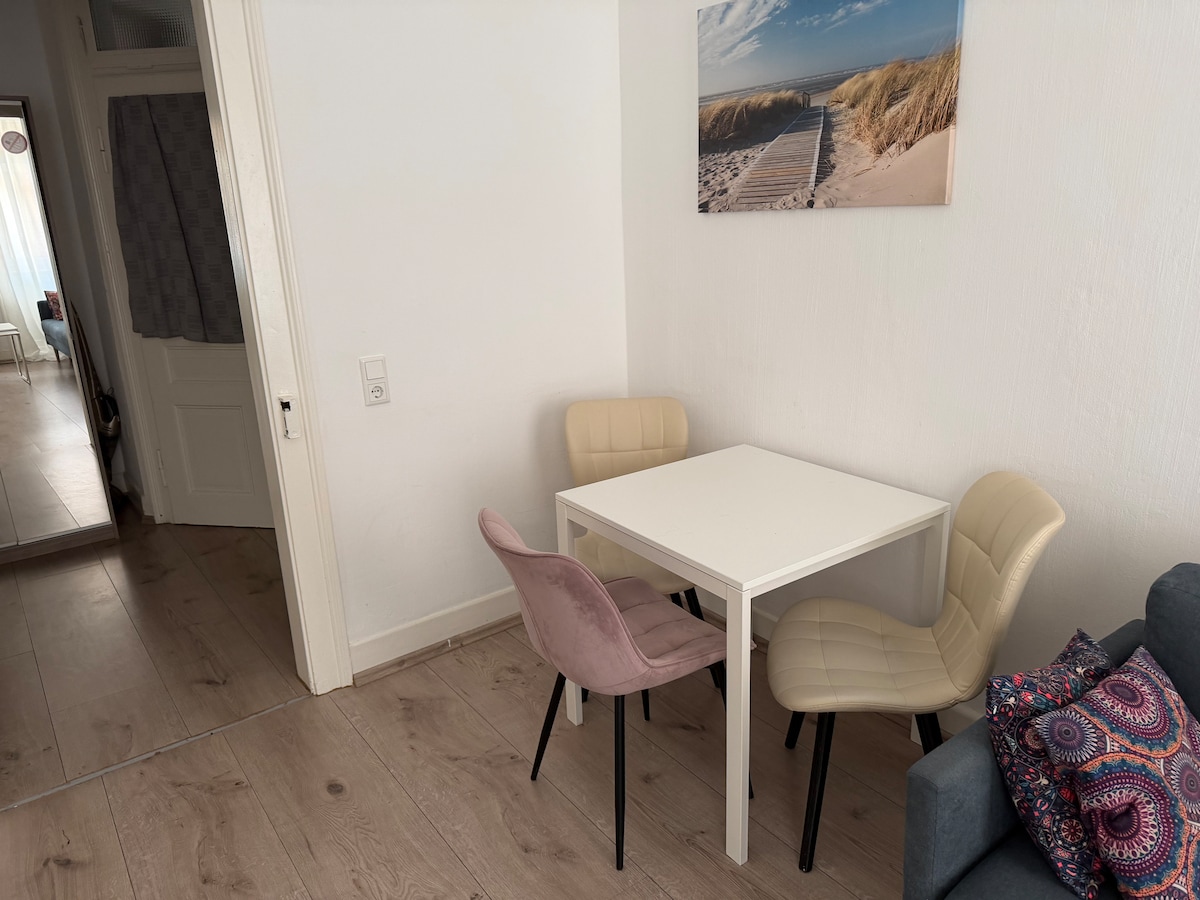 Central 3 bedroom apartment in the east with excellent transport links