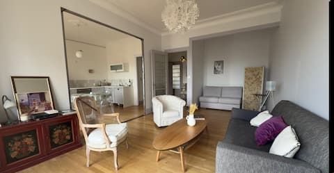 Popular Airbnb listing: Space, light, quiet, Championnet in Grenoble