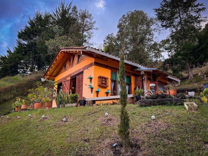 La Capilla. El Peñol - Guatapé - Peñol