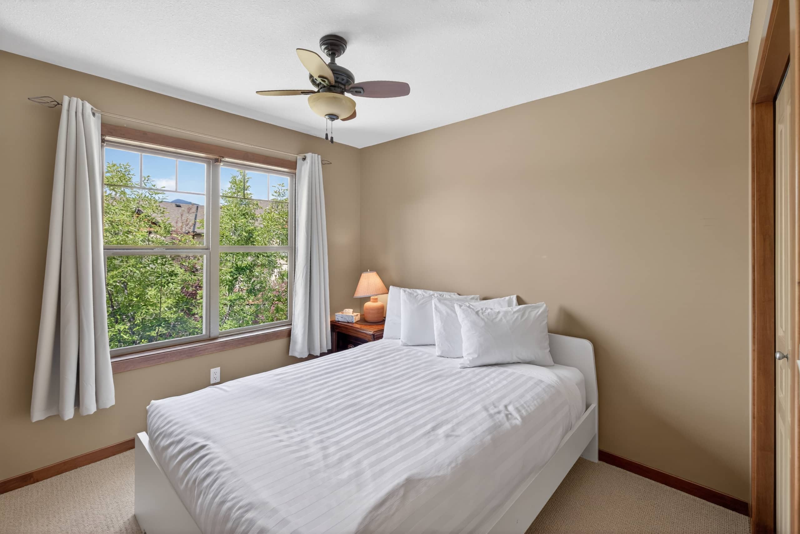 Mountain Haven in Downtown Invermere - Photo 57