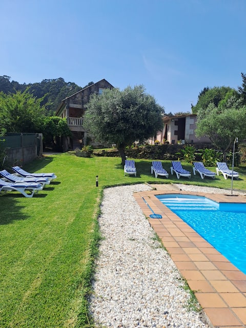 O Meixal, country house with pool and barbecue