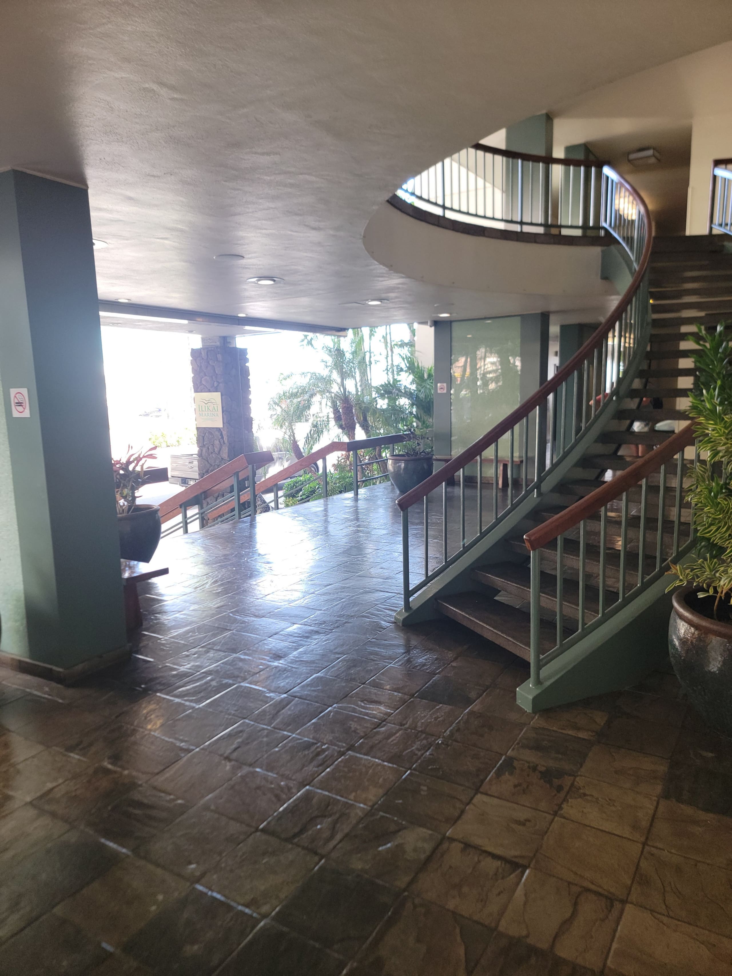 Condo in Honolulu · ★4.73 · 1 bedroom · 2 beds · 1 private bath - Image 39
