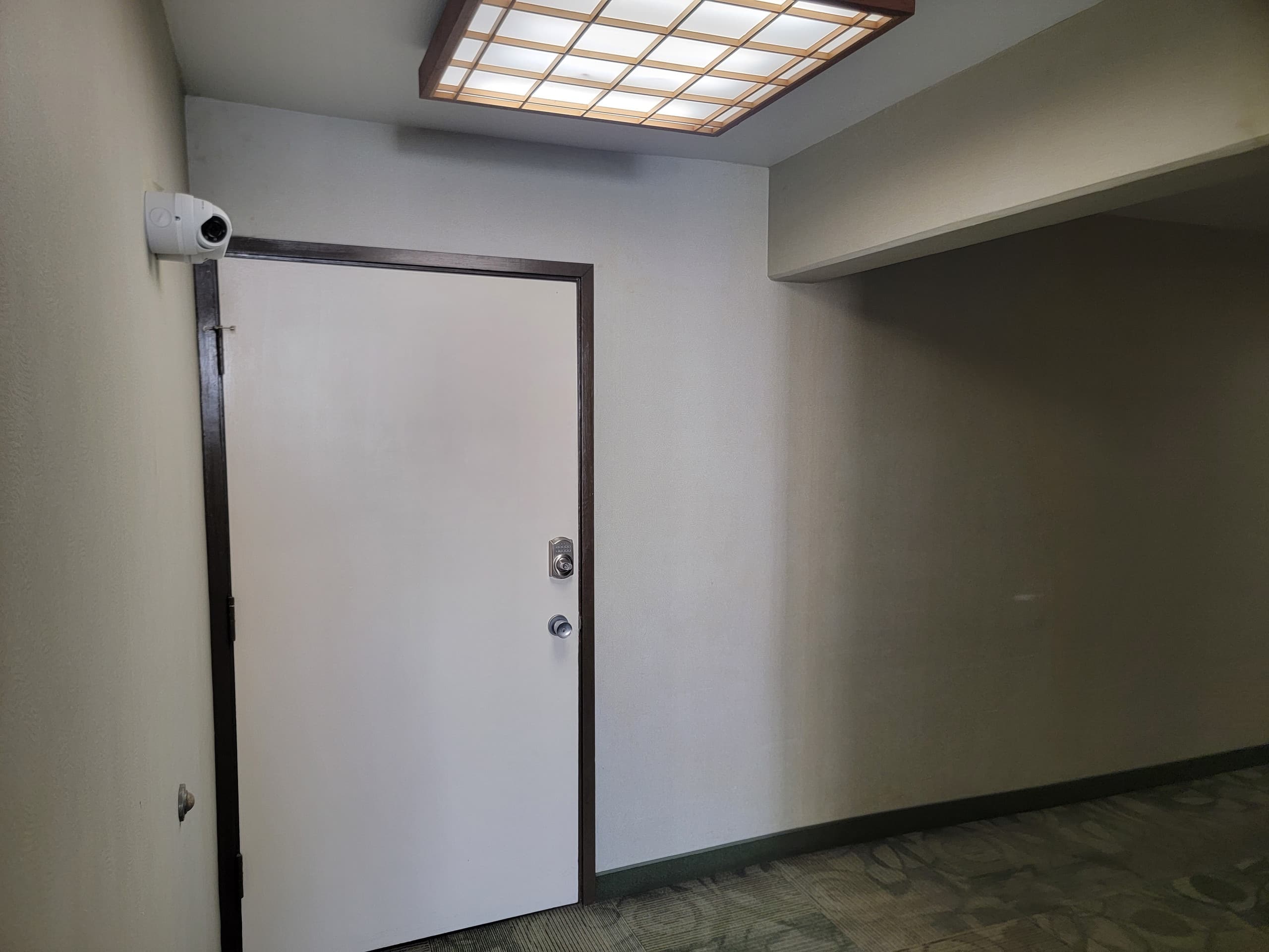Condo in Honolulu · ★4.73 · 1 bedroom · 2 beds · 1 private bath - Image 37