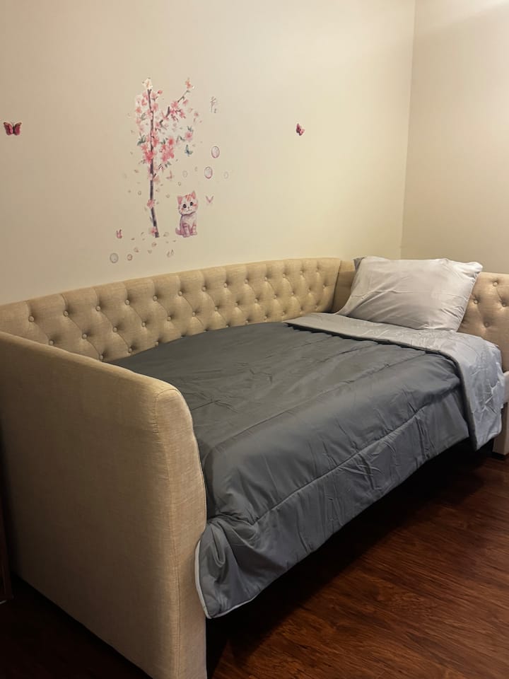 საძინებელი 3