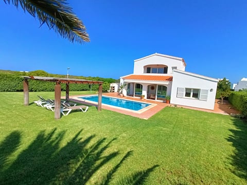 Top performing Airbnb: VILLA VEGA RELAX IN PARADISE in Es Mercadal