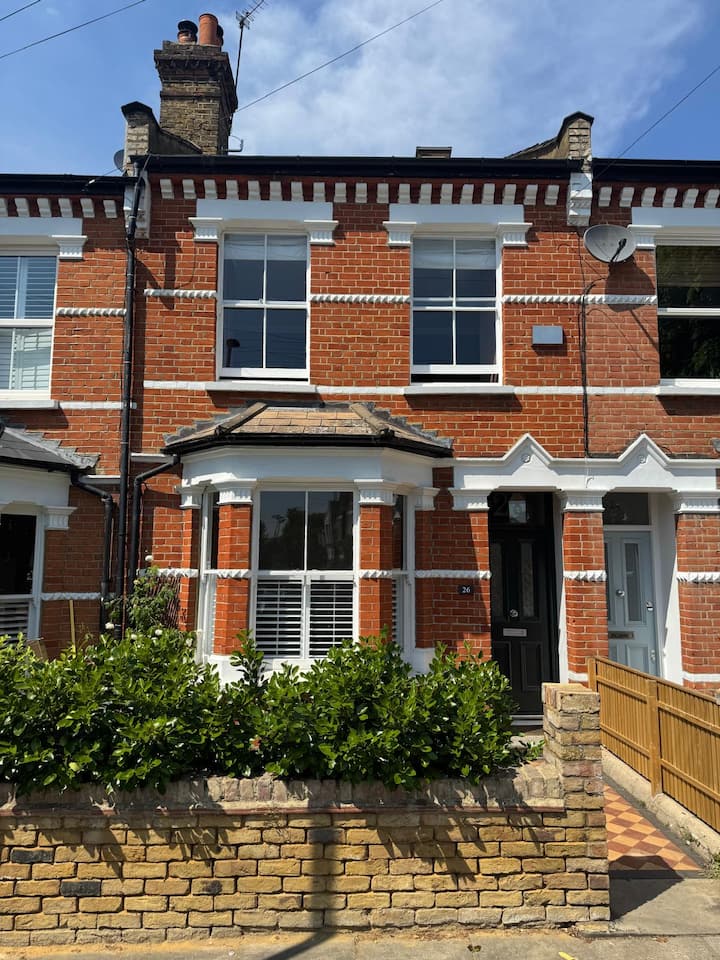 Stylish & Beautiful, 4 Bed London Townhouse. - Londra