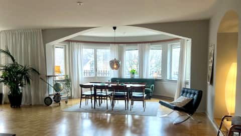 Successful Airbnb property: Large flat with own patio in Skarpnäck