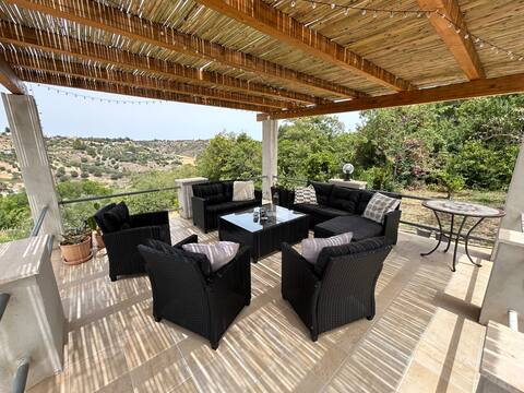Rural Newly Renovated House in Tranquil Environment