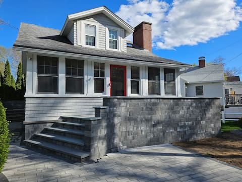 Cozy cape in the Heart of Ogunquit Center