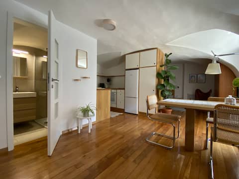 Top Airbnb: Apartment Center 2 in Kamnik