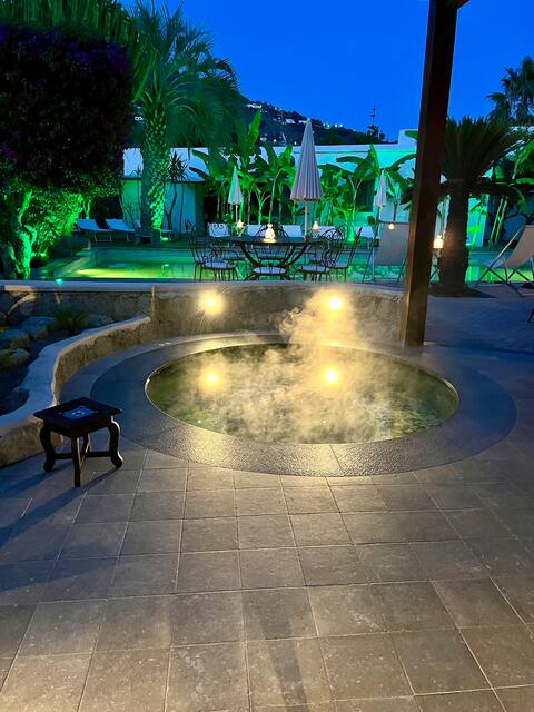 Successful Airbnb property: "Casetta Oleandro" with swimming pool and whirlpool in Forio
