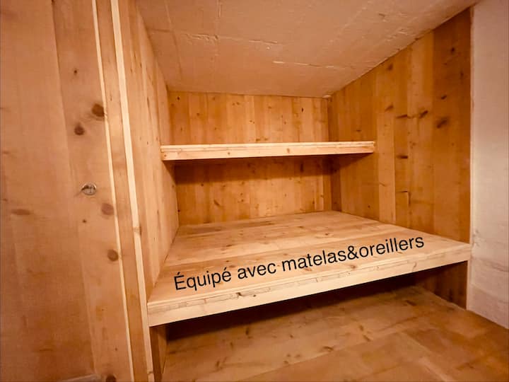 Dhomë gjumi