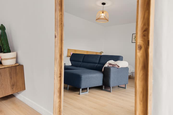 Superbe Studio Avec Accès Rivière Et Place Privée - Vals-les-Bains