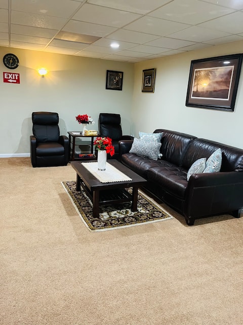 2 Bedrooms Private Entrance Unit