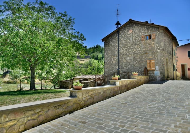 2-room Flat With Whirlpool Bath And Private Garden - Santa Fiora