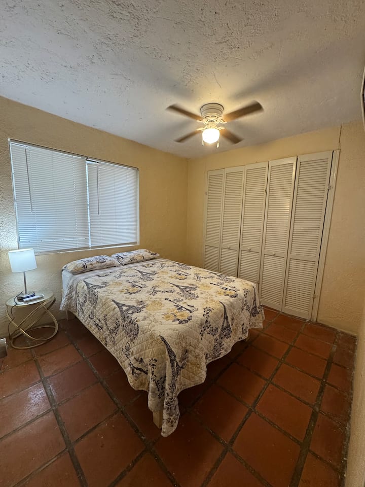 غرفة النوم 2